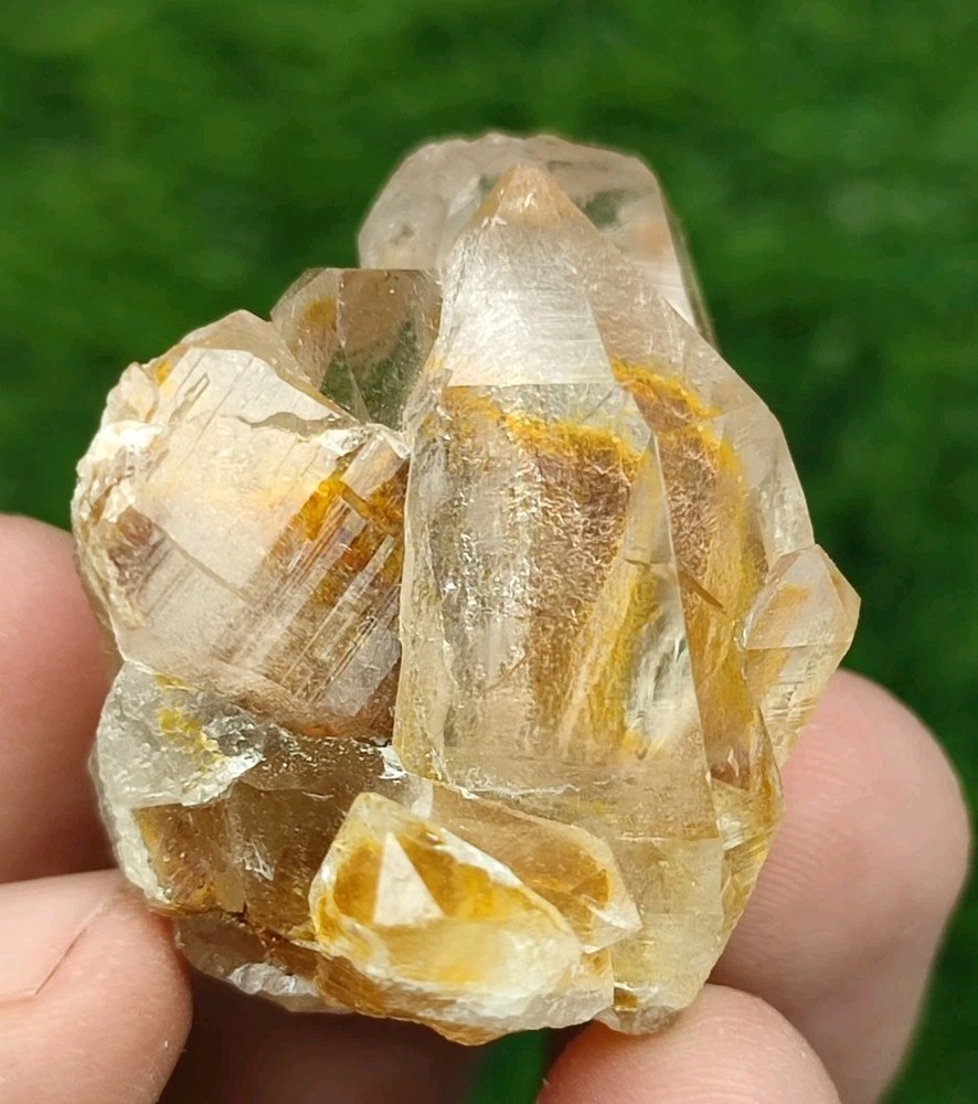 Lemurian Quartz Transparent Crystal With Unique Growth & Nice Terminations-Pak.