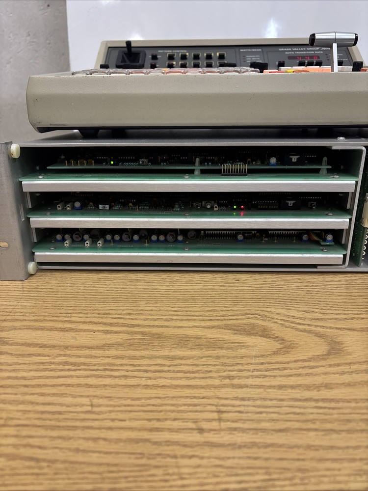 Grass Valley Group Model 100 Switcher w/Electroincs Frame ***Powers On