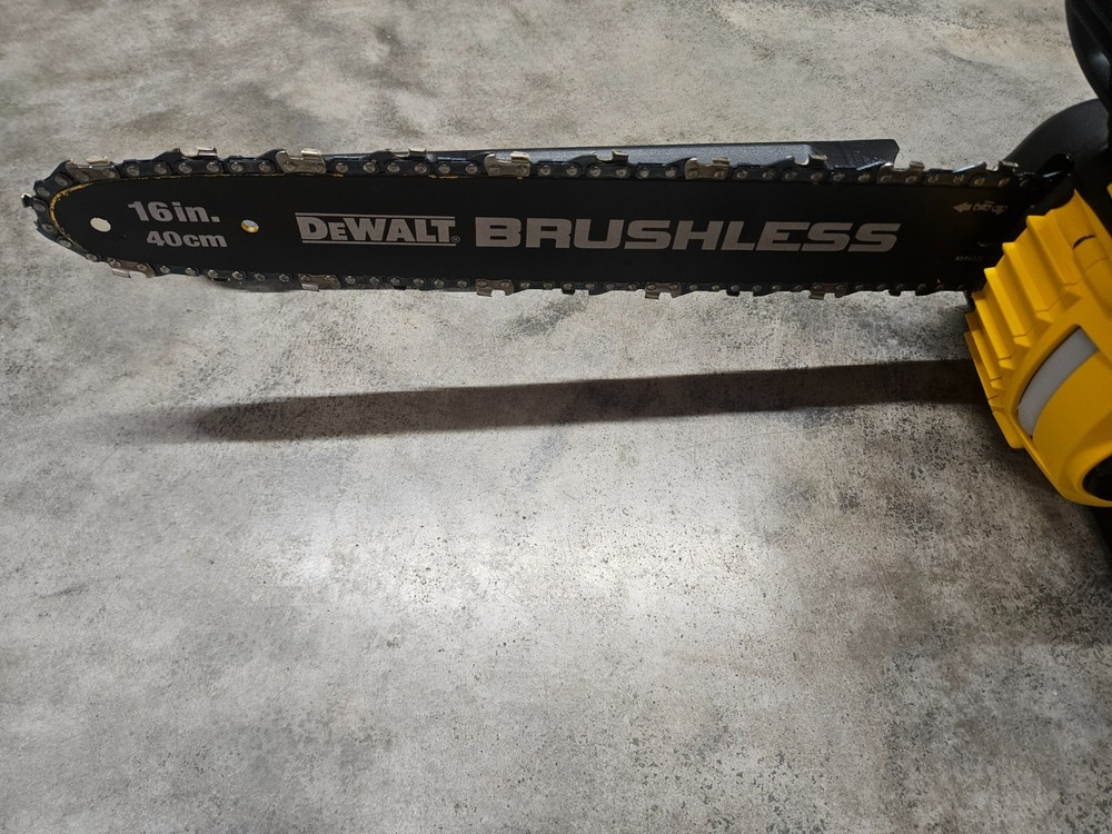 DeWalt 60V FLEXVOLT 16" Cordless Chainsaw Model# DCCS670 Bare Tool
