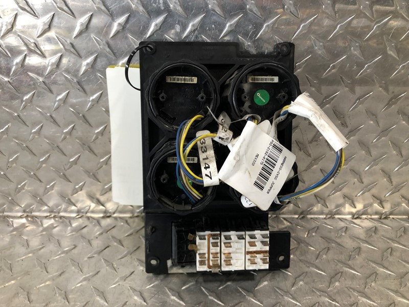 2011 Kenworth T660 Gauge Panel (716-10108)