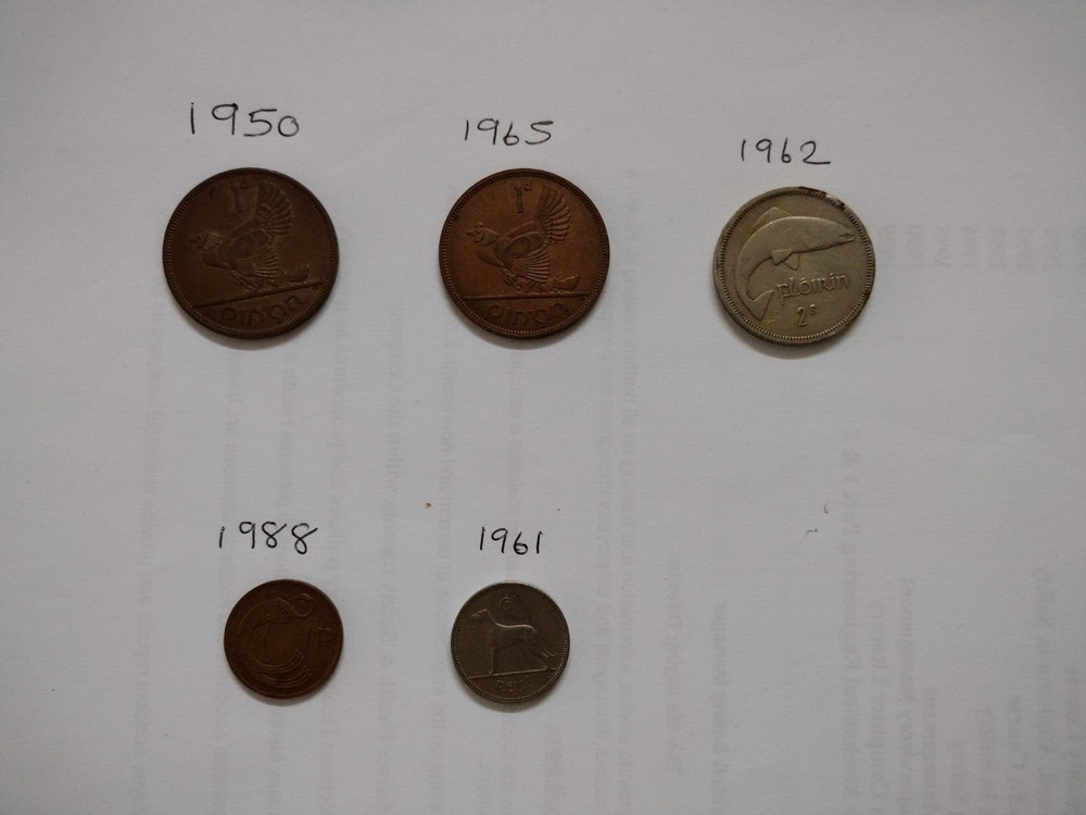 Selection of 5 Irish coins