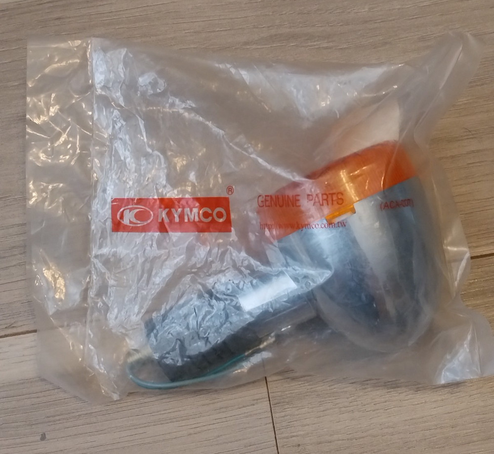 Kymco Venox 250 Winker Assembly R RR
