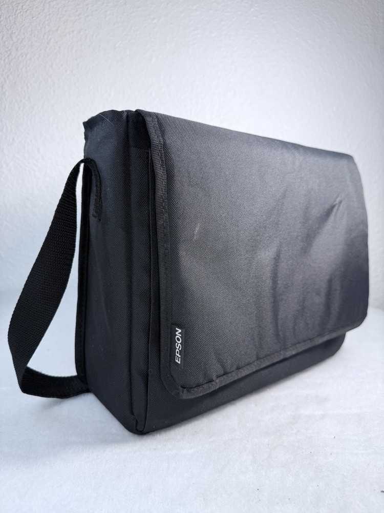 LCD Projector Epson EMP-S3 with Soft Case, Remote & Laser Pointer Tested