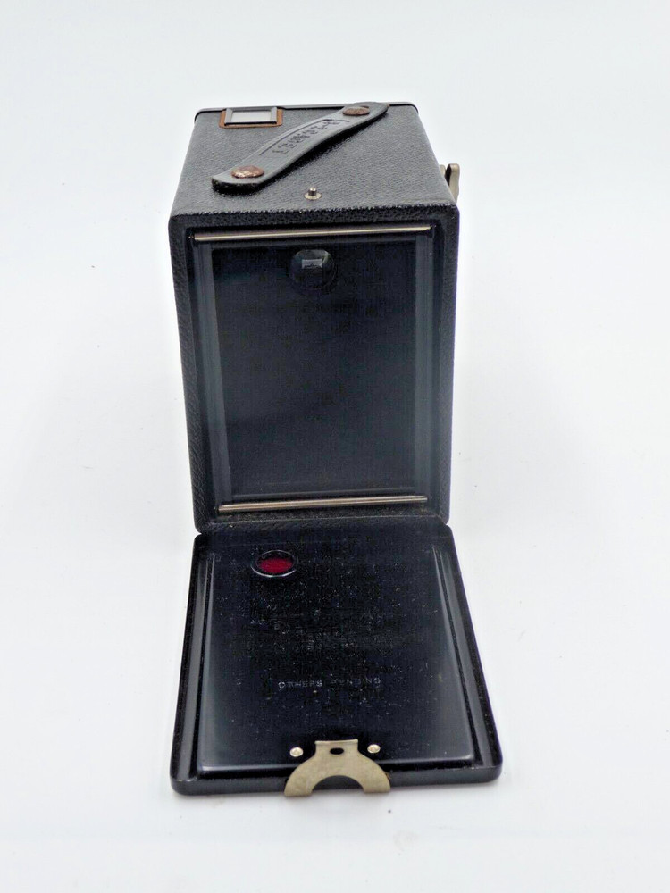 Agfa Ansco B2 Cadet box camera with partial box