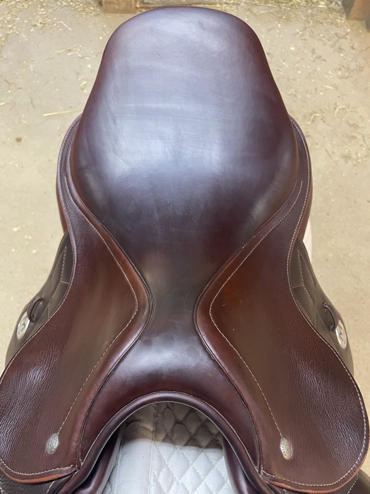 2022 Meyer Saddle Wide Tree Slightly Used