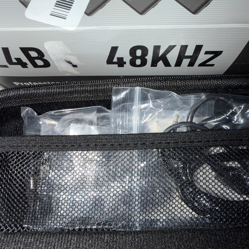 X6 Wireless Lavalier Microphones with for iPhone, iPad, Android, 4 Transmitter