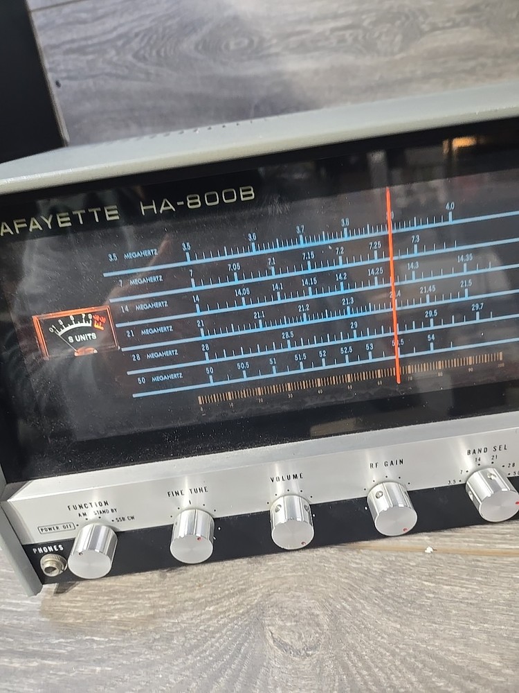 Lafayette HA-800B Solid State Communications Receiver W/ HE- 48C Speaker Tested