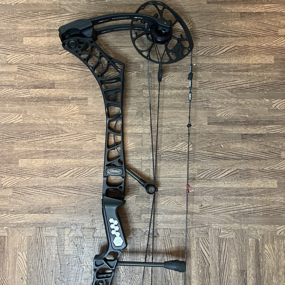 Mathews Bow V3X 29