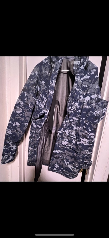 US Navy jacket excellent condition! 