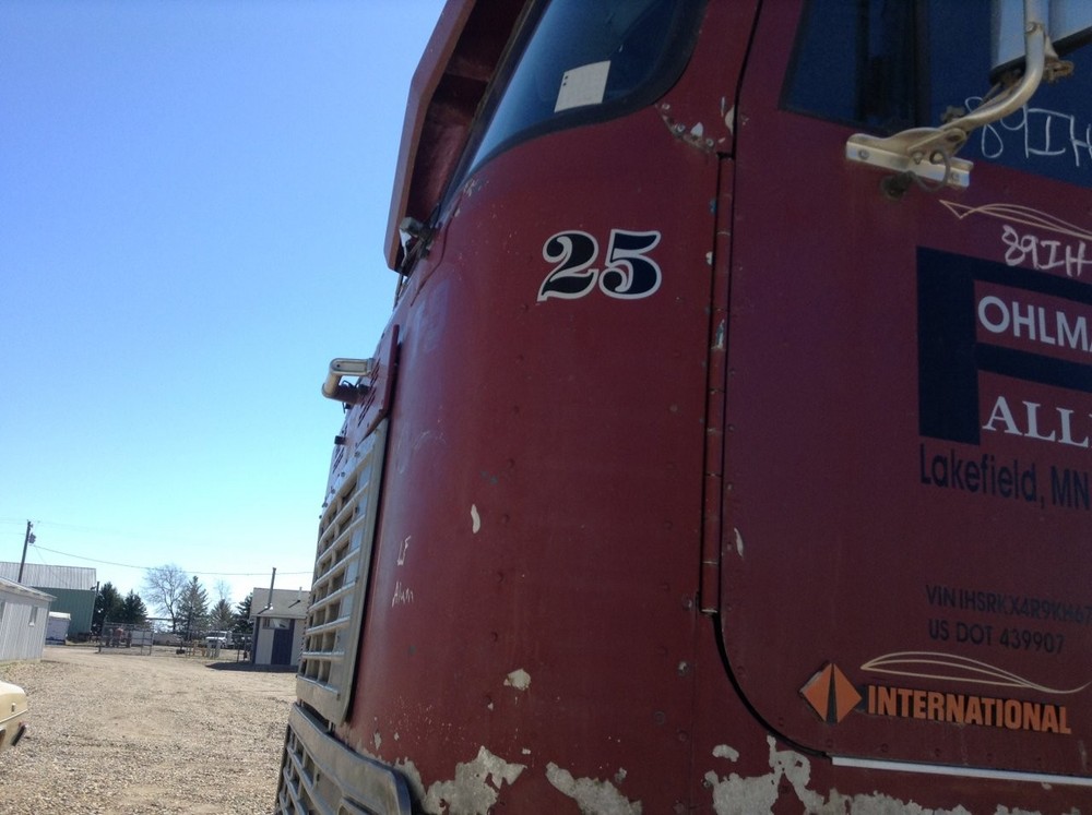 International 9700 ALUMINUM Left/Driver FRONT CORNER Panel