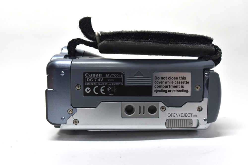 Canon MV700i MiniDV Camcorder Digital Video Camera Untested
