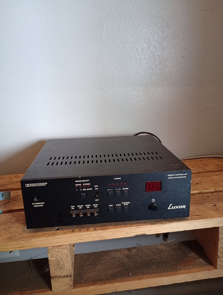 Luxor Satellite  Controlled Receiver 9550