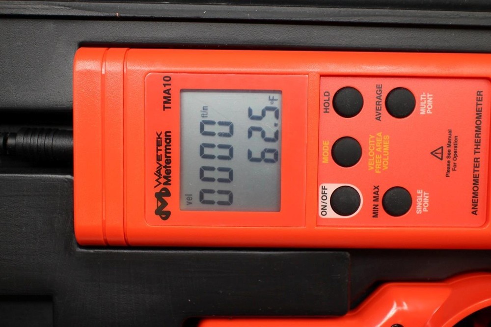 Anemometer and Thermometer Wavetek Meterman TMA10