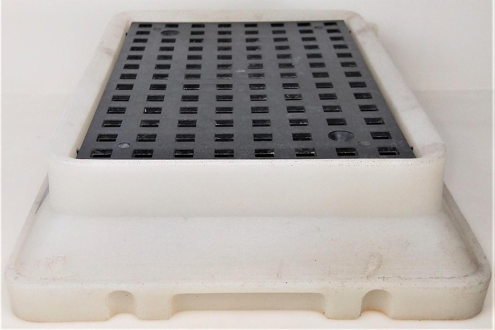 Ultra-Tech SpillDeck P1 Benchtop Spill Platform (17" x 13")