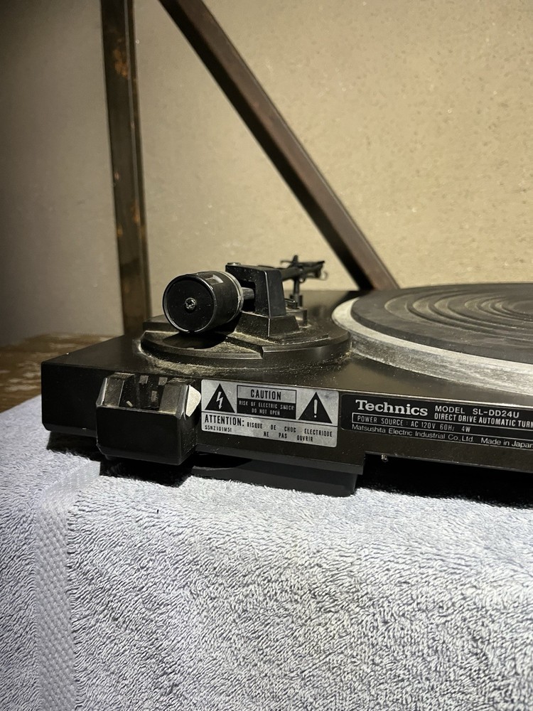 Vintage Technics SL-DD24U Direct Drive Automatic Turntable - Untested