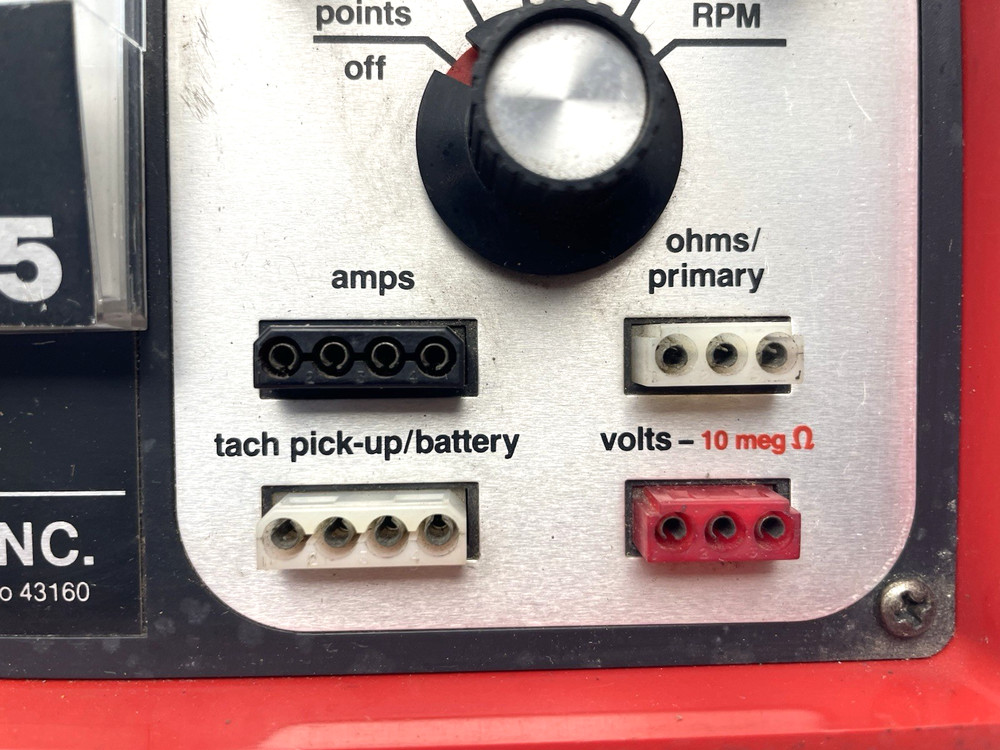 NICE MAC TOOLS ET925 AUTO ENGINE ANALYZER TACH DWELL VOLTS AMPS OHMS LEADS