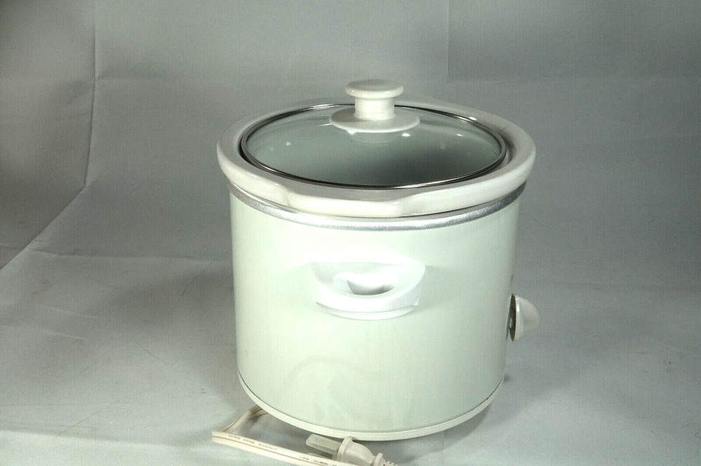 Proctor Silex 1.5 Quart Slow Cooker w/ Keep Warm Setting 33015