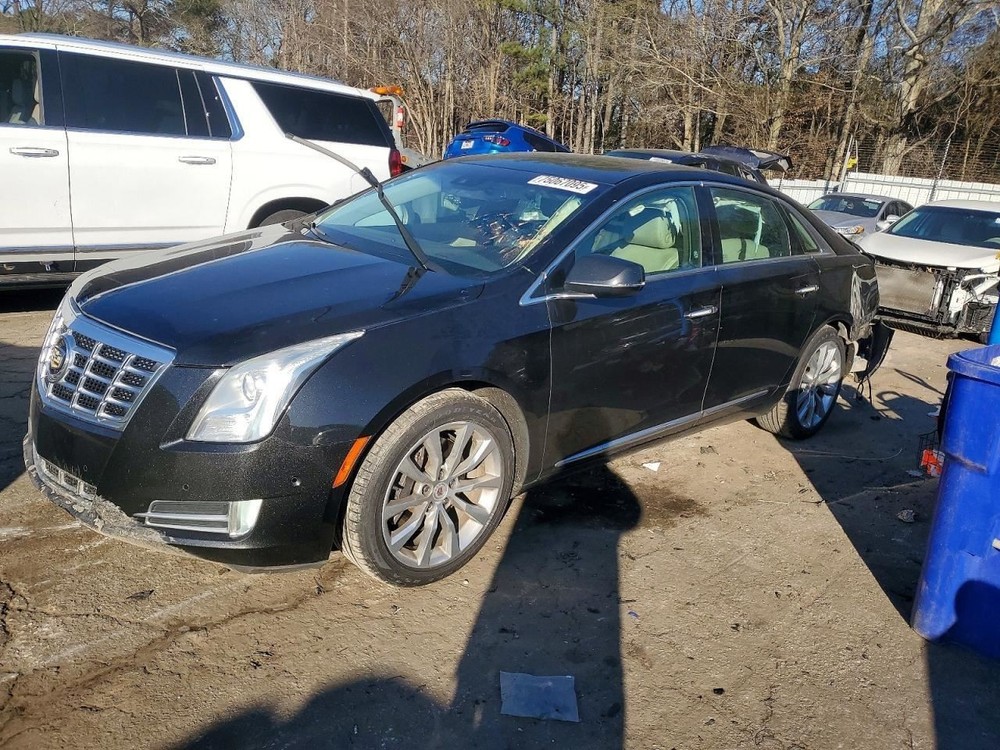 XTS       2015 Glove Box 5001732