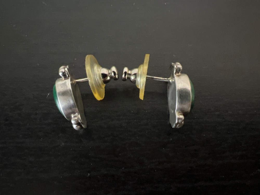 Marked Sterling Silver Small Stud Earrings Malachite Gemstone 925 3.9 grams