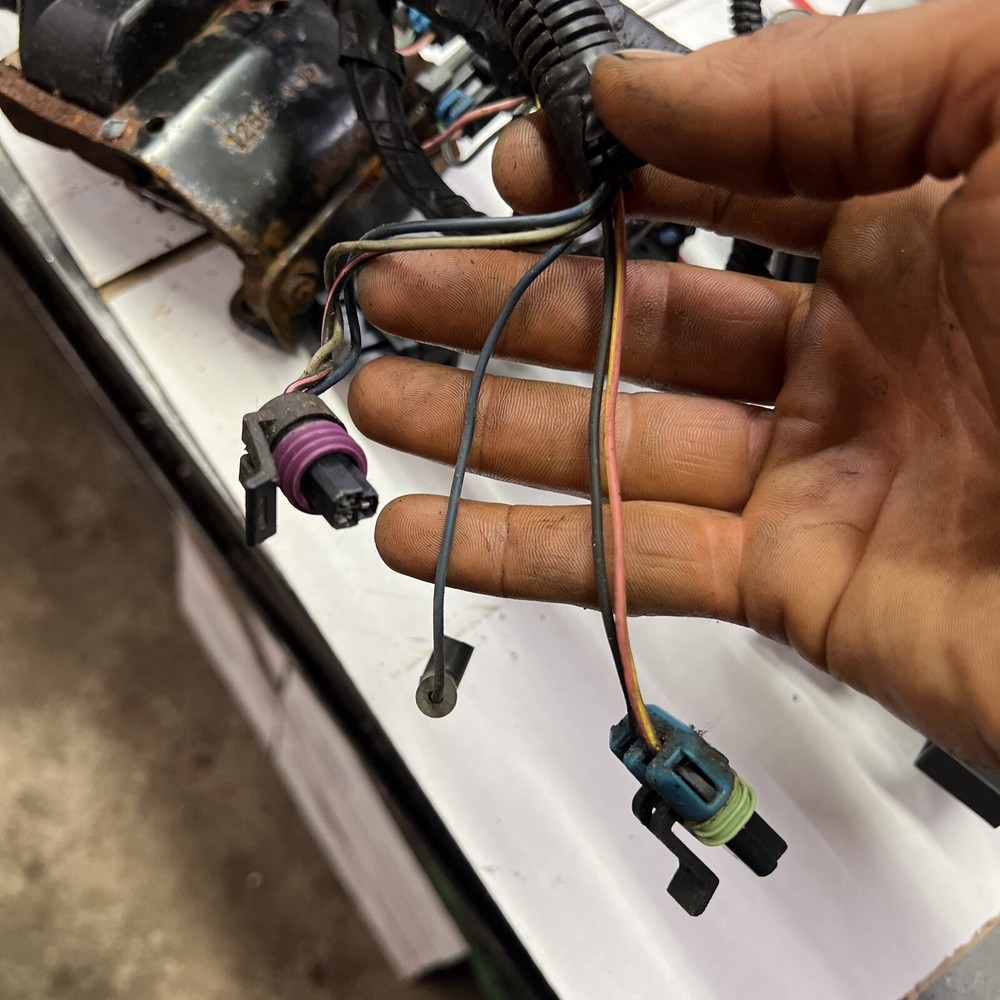 Mercruiser v6 4.3 mpi engine harness