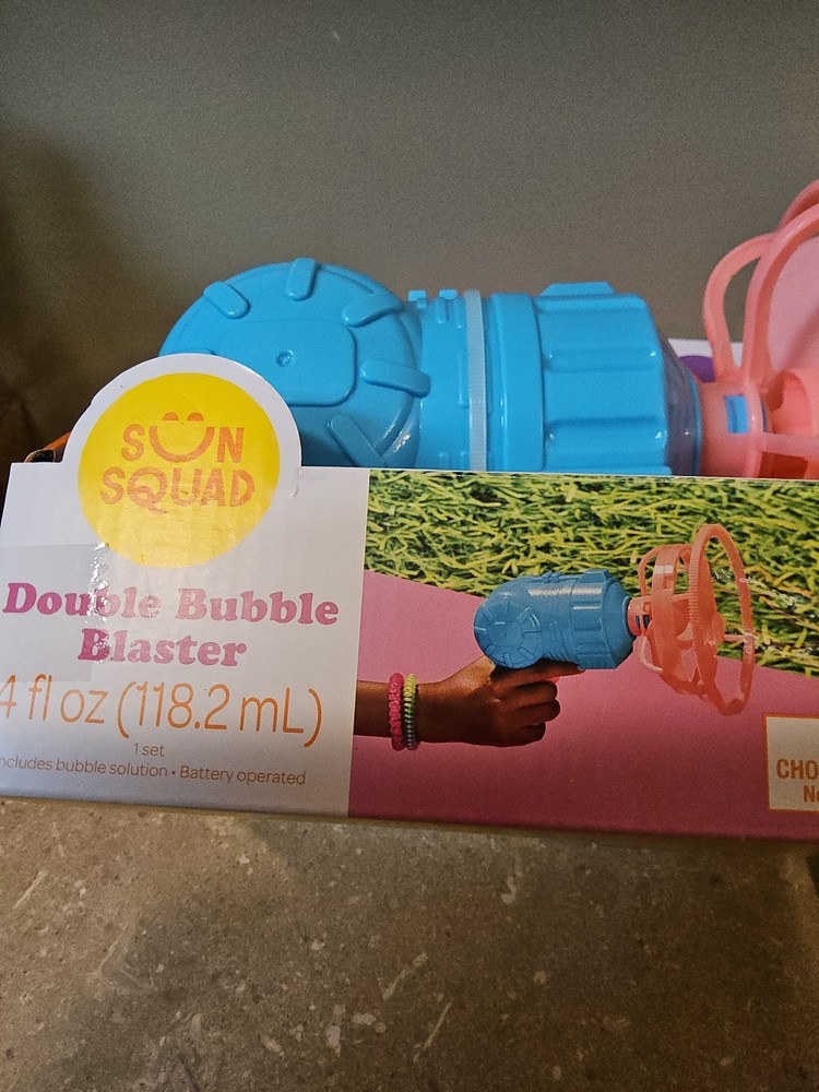 Double Bubble Blaster – Sun Squad Plastic Bubble Blower Toy Ages 3+