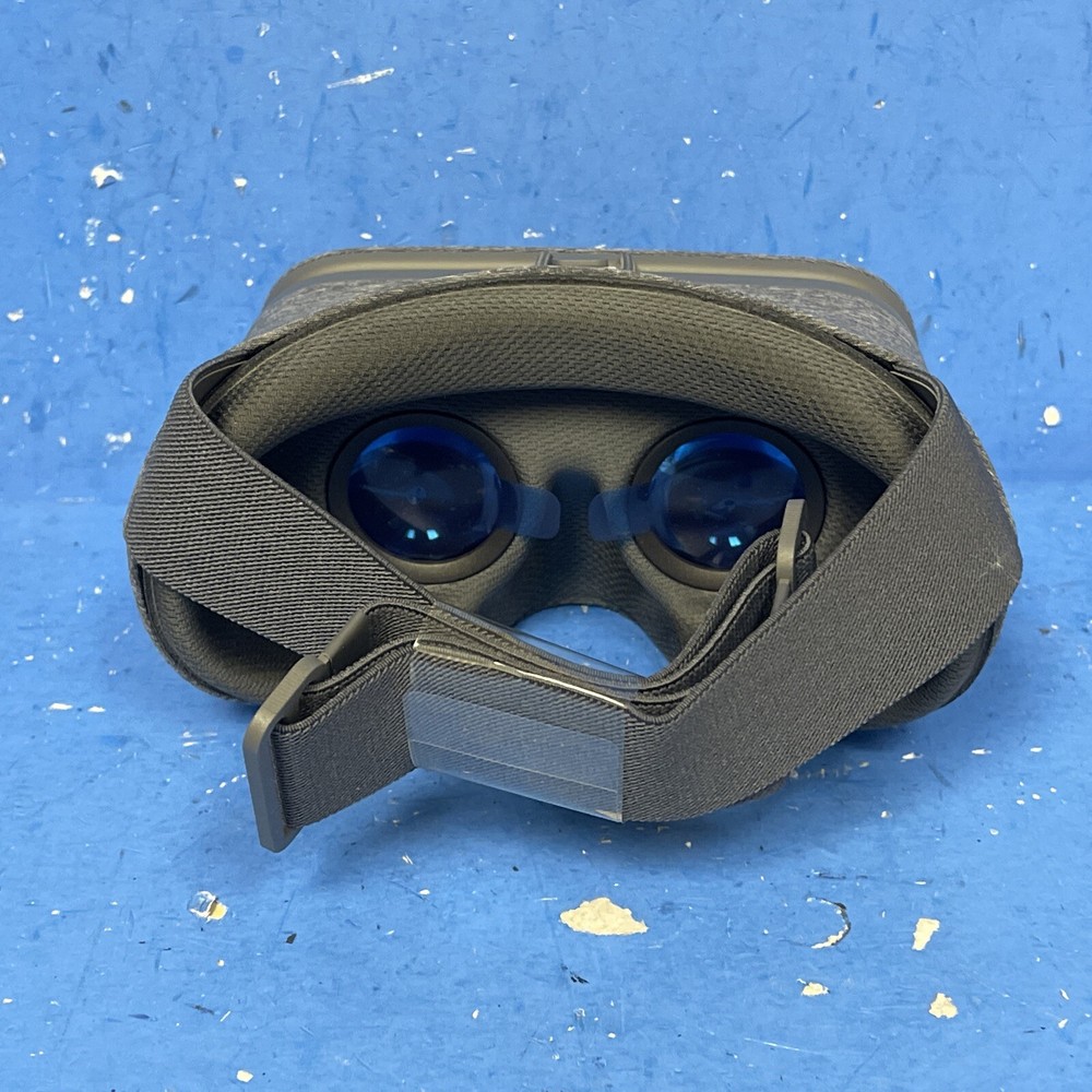 Google Daydream View VR Headset - Slate