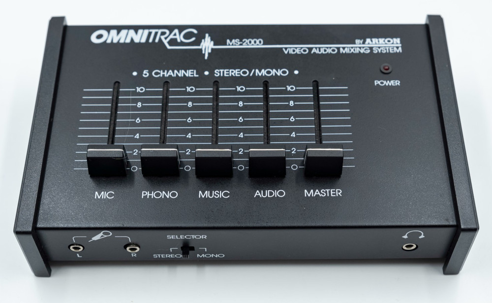 Omnitrac MS2000 Video Audio Mixing System by Arkon