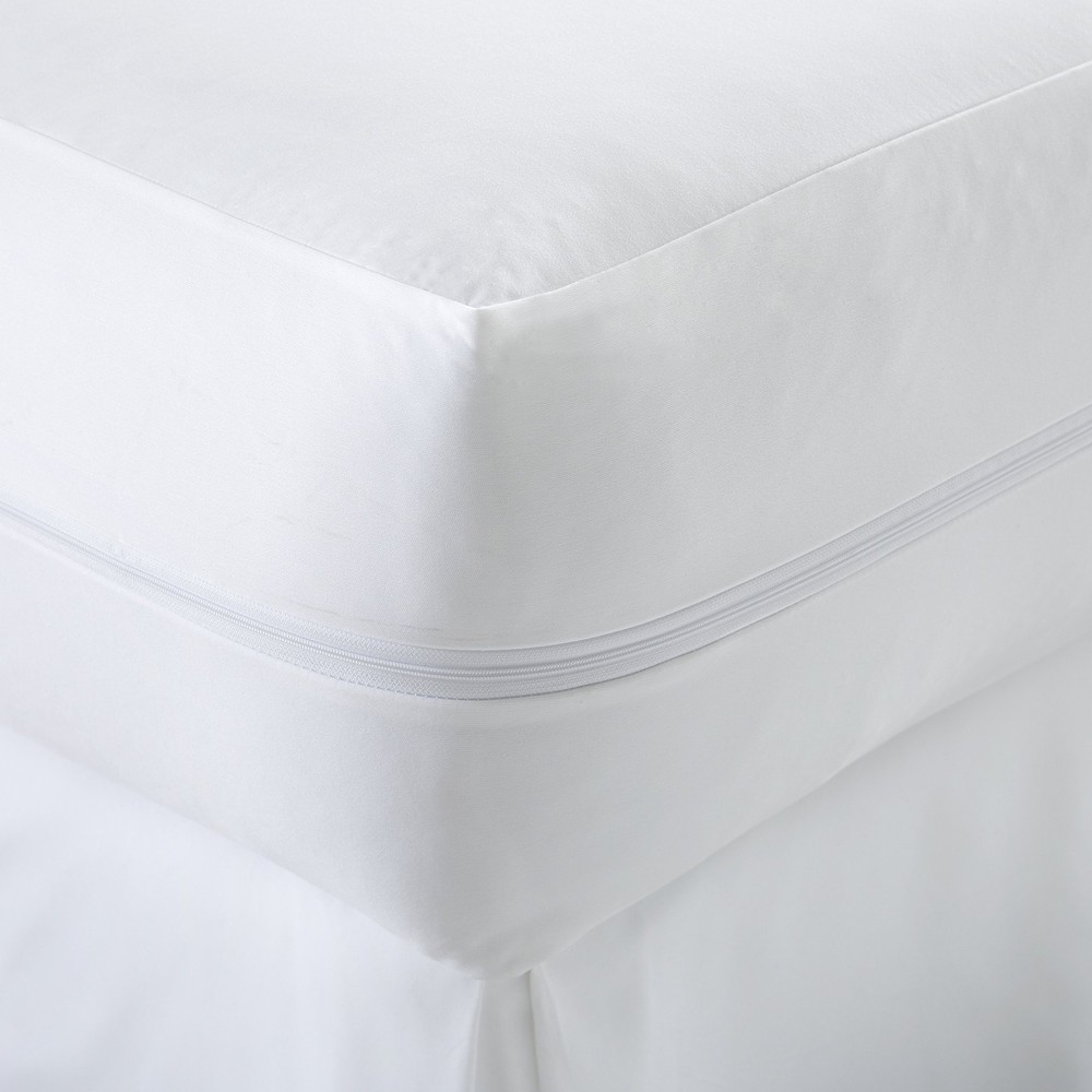 Bed Bug Mattress Protector, Queen, White