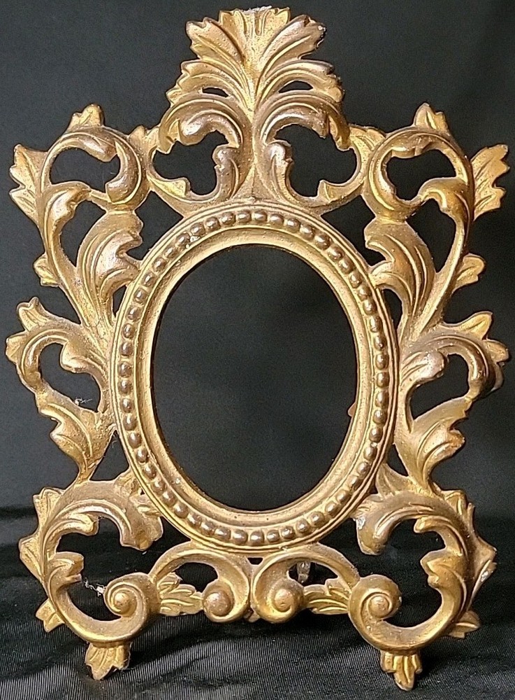 Victorian Mirror / Picture Frame ~ Gilded bronze ~ foliage ~ READ DESCRIPTION