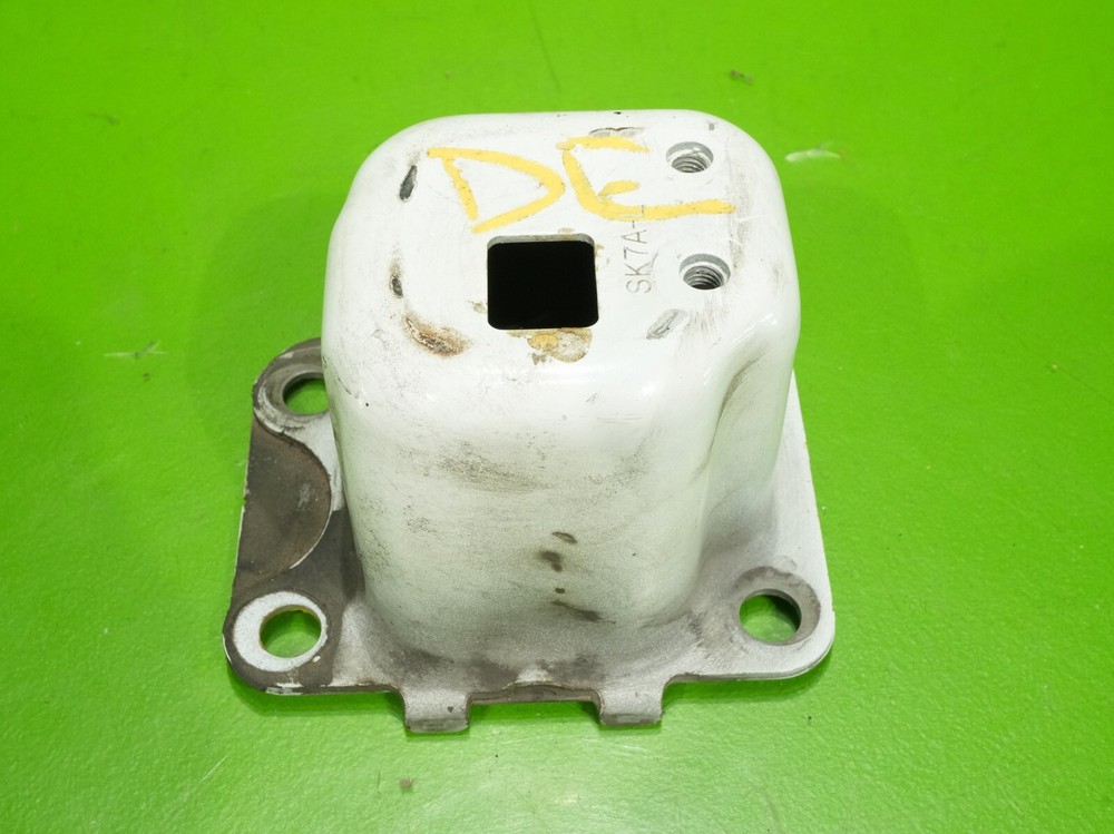 92-93 Integra OEM driver left front bumper bracket mount crash impact block