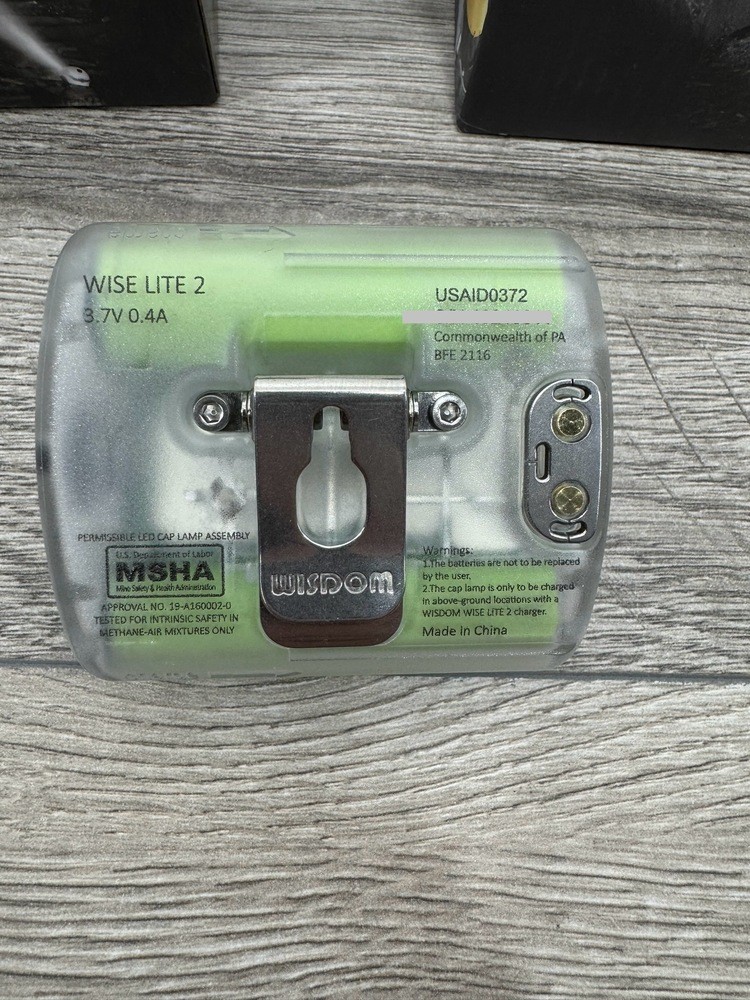 Combination MSHA Certified Wisdom Wiselite2 Mine Light & NWB-30 Charger New