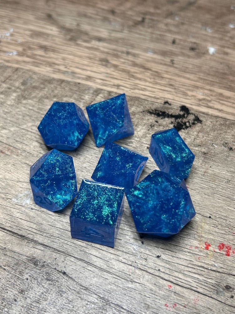 RAW* Dice: Teal Color-Shift _ Resin-Cast Dice Set *See Description* D&D