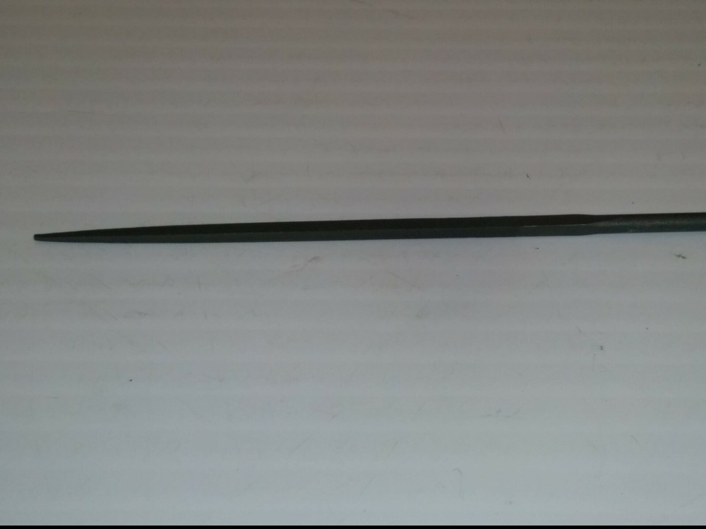 SIMONDS #0 ROUND HANDLE SQUARE FILE, 5-1/2", NNB