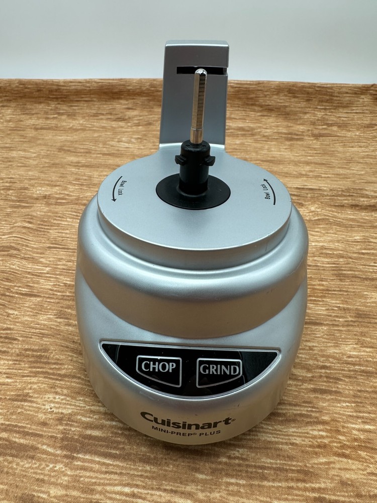 Cuisinart Mini-Prep Plus Motor Base Only DLC-2A Tested Works  Silver  EUC