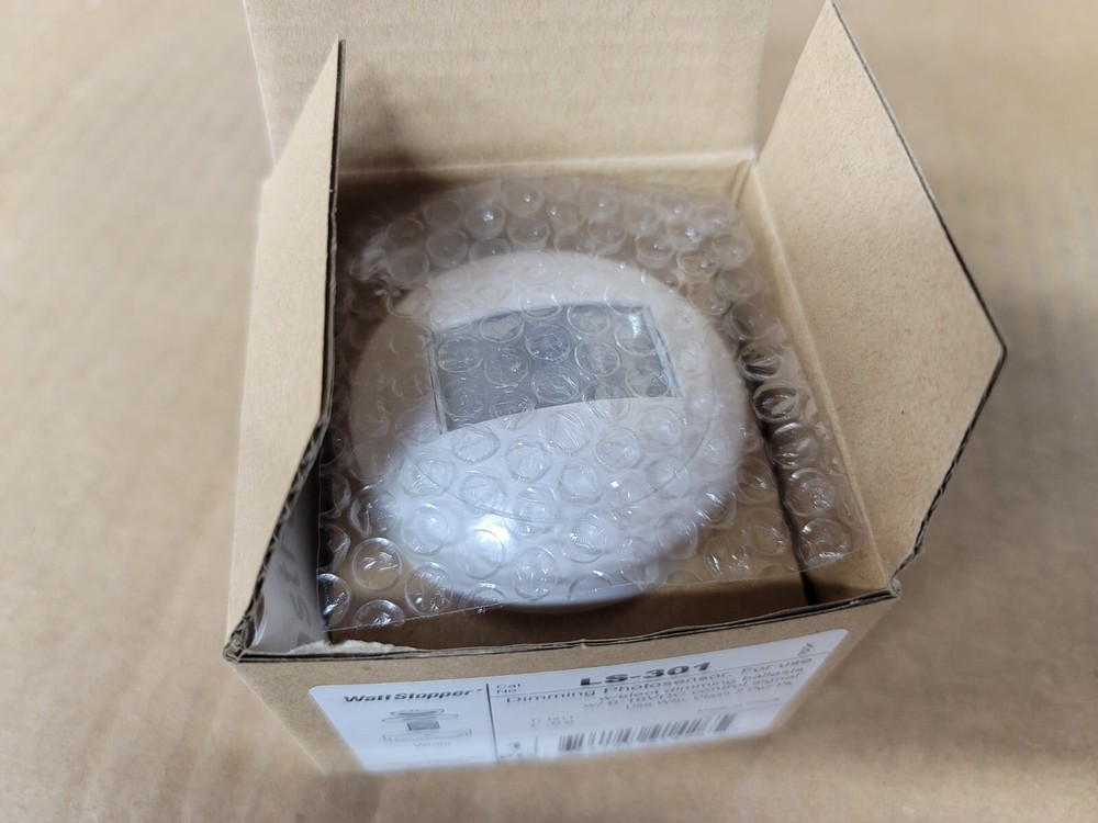 Wattstopper LS-301 Dimming Photosensor, White