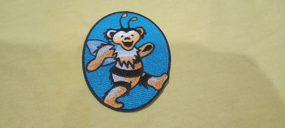 Grateful Dead Dancing Bear BEE 3.75 x 2.75 Inch Iron On Patch