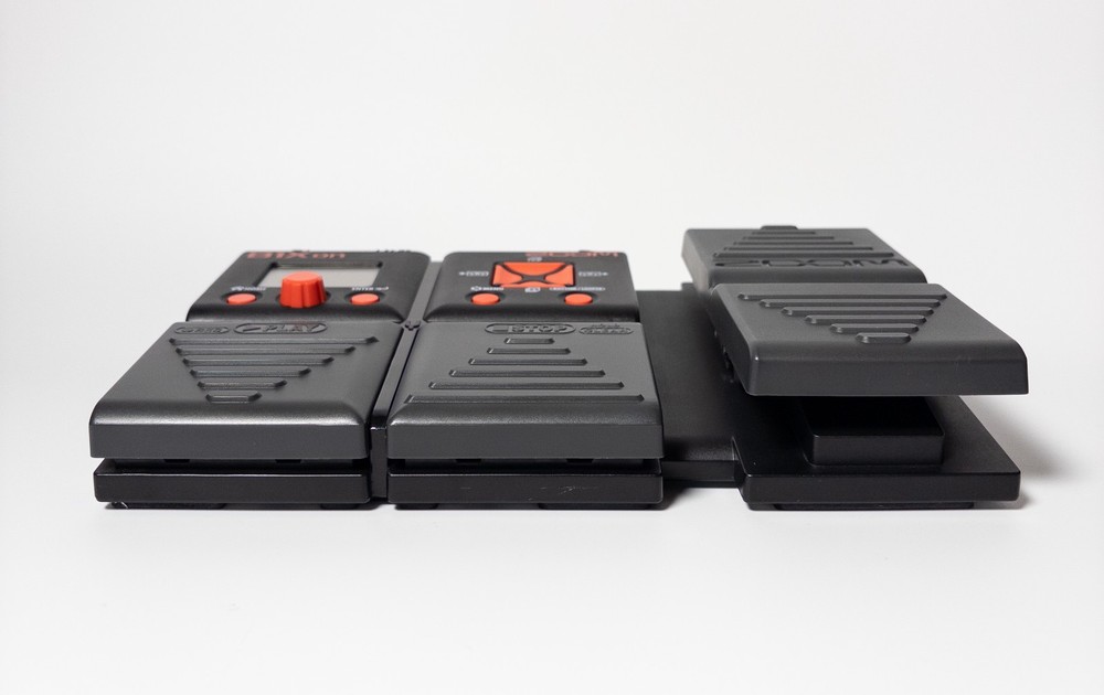 ZOOM B1Xon Bass Multi Effects Processor Pedal w/ Expression Tested