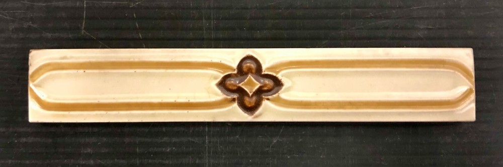 Antique Decorative Trim Tile Liner England