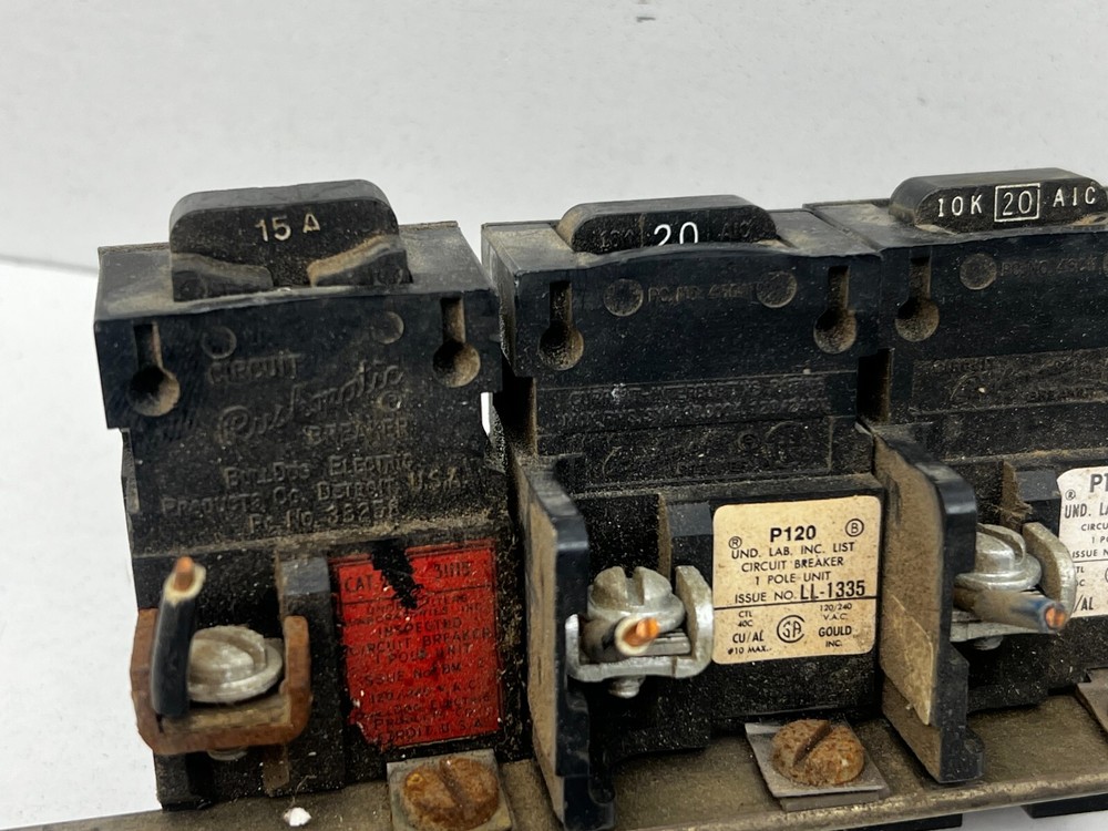 Bulldog Pushmatic Panel Copper Bus Bar with 15A and 20A Breakers