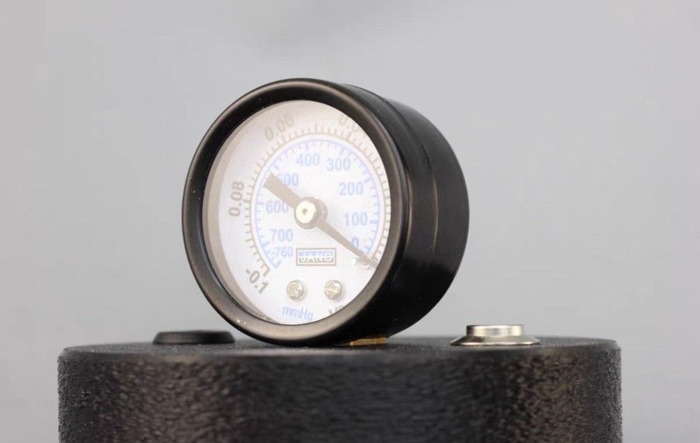 Handheld watch waterproof leak detector