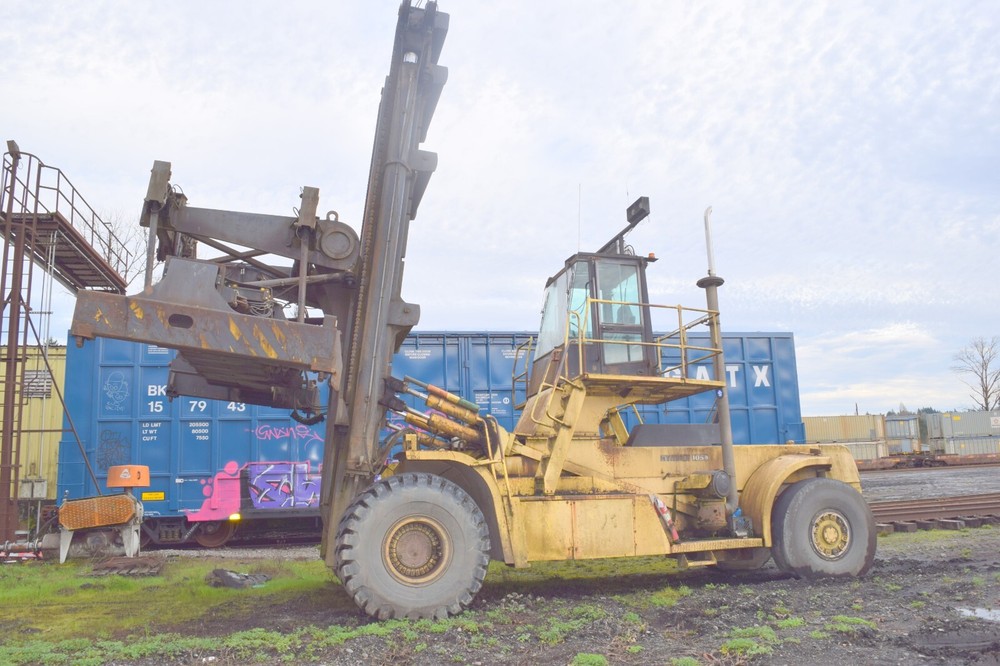 Hyster H 1050 E forklift with, container handler Attachment, Cummins M-11,