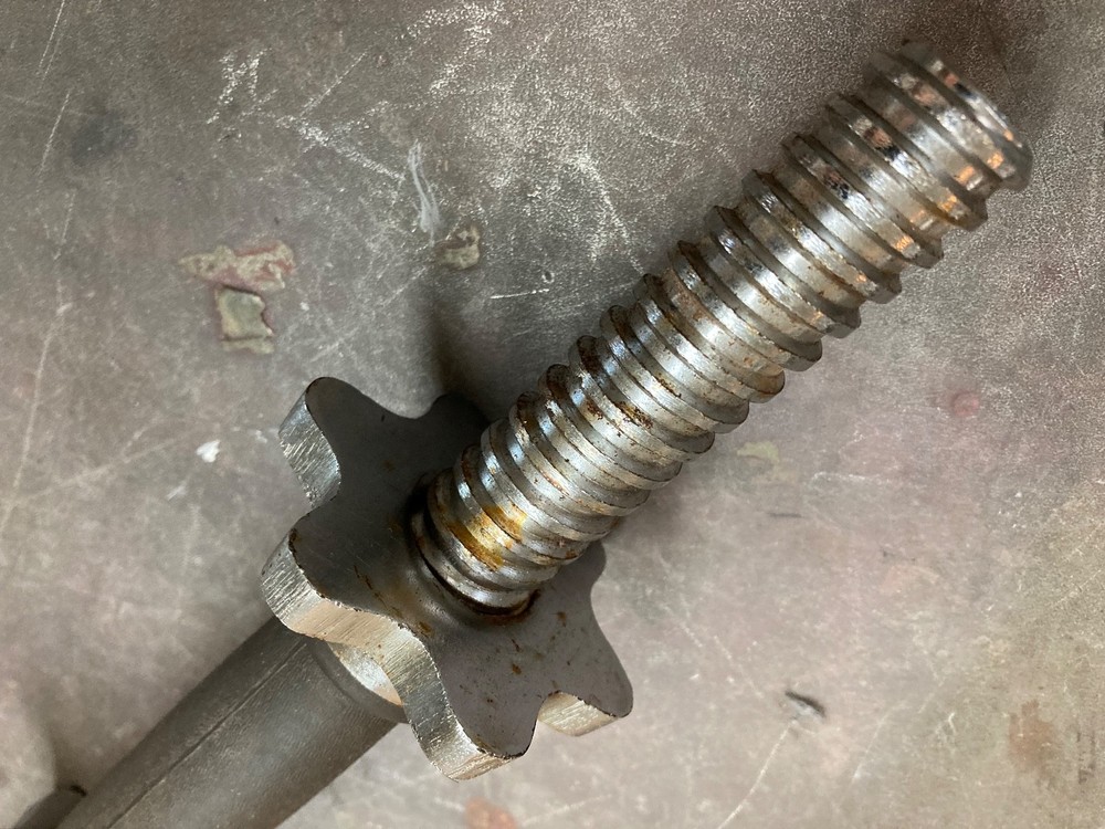 DUMBBELL HANDLE CHROMED STEEL