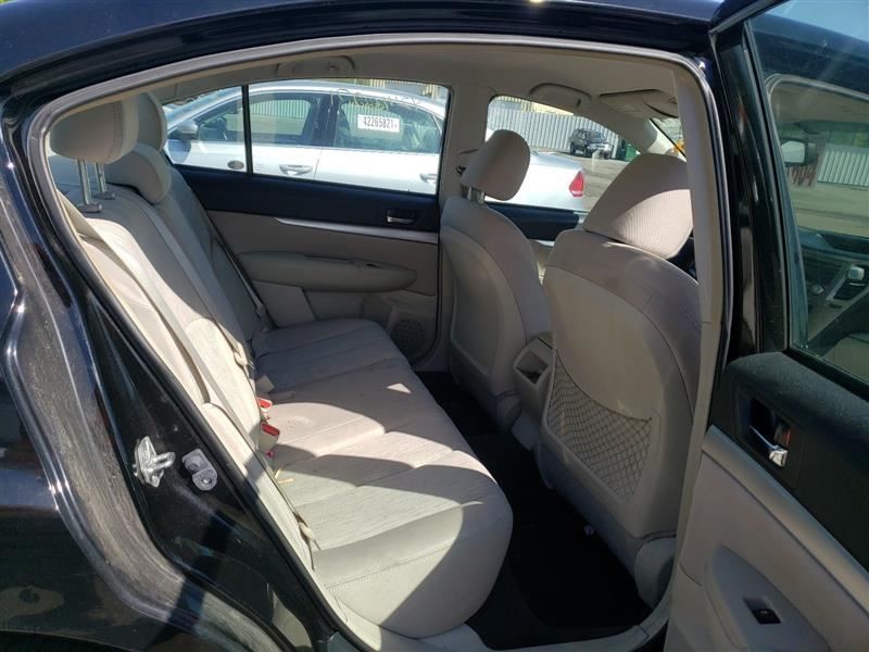 LEGACY 2014 Headrest 358358