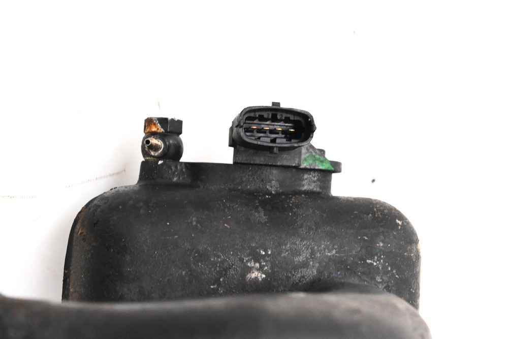 04 Polaris MSX 110 Intake Manifold