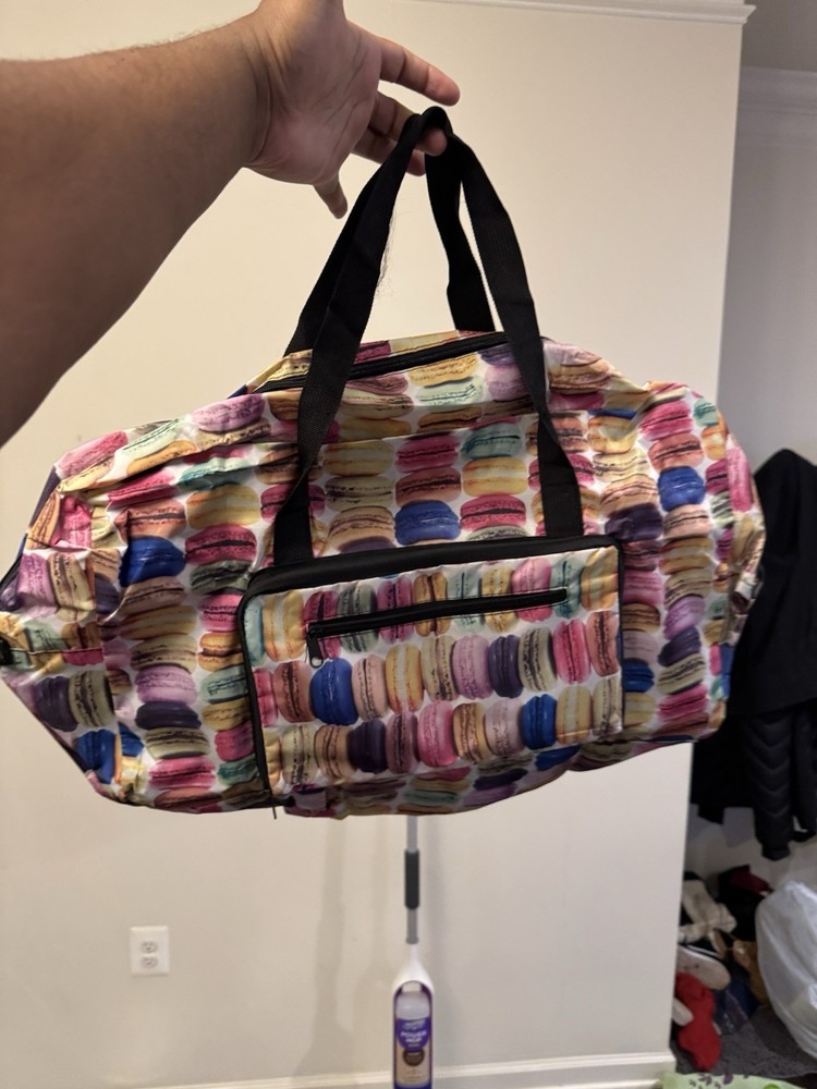 Macaron Print Dufflebag