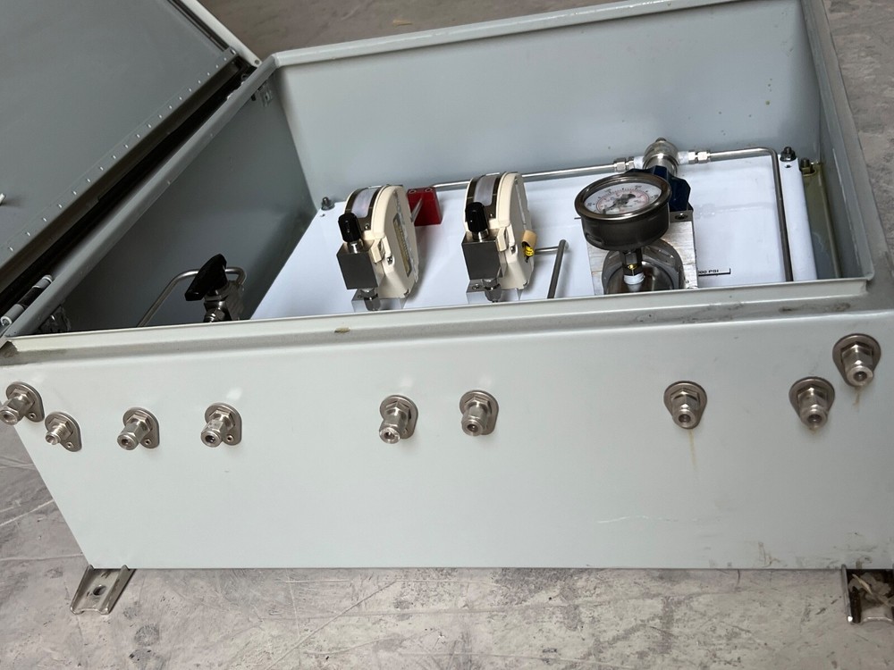 APPLIED ANALYTICS SAMPLE CONDITIONING SYSTEM GAS ANALYZERS