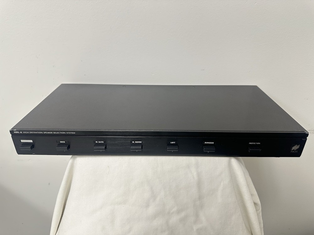 Niles Audio HDL-6 High Definition Speaker Selection System Control Box