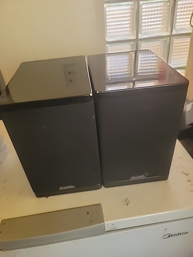 Definitive Technology 350 StudioMonitor Speakers