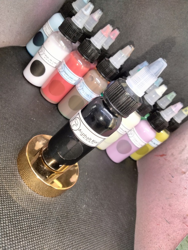 Custom Airbrush Paint: Asphalt Blac