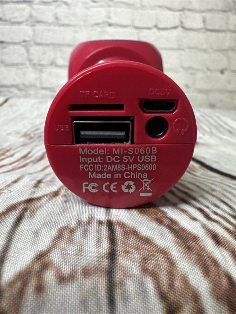 Merkury innovations Star Studio Glow Dancing LED Karaoke Microphone Bluetooth